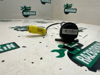 BMW / X1 / Пиропатрон капота