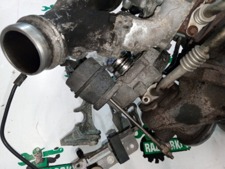 Mercedes-Benz / E-Class / Турбина