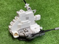 Volkswagen / Touareg / Замок двери комплект Volkswagen / Touareg / Замок двери комплект