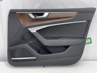 Audi / A6 / Обшивка двери