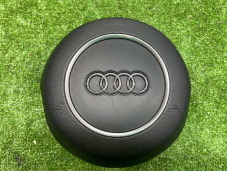 Audi / Q7 / Подушка безопасности в руль