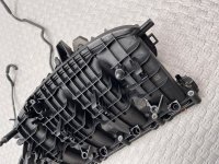 Audi / A4 / Коллектор впускной