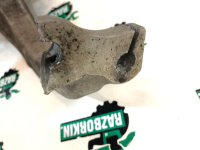 Audi / A4 / Кулак поворотный