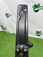 Audi / A6 / Траверса