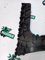 Audi / A6 / Направляющая бампера