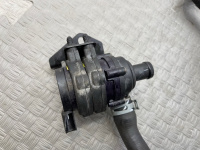 Audi / Q7 / Насос системы охлаждения дополнительный
