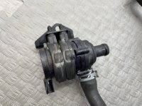 Audi / Q7 / Насос системы охлаждения дополнительный