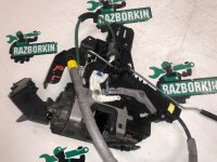 Mercedes-Benz / GLC 250d 4-matic / Замок боковой двери