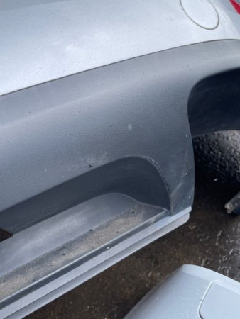 Volkswagen / Touareg / Бампер