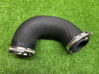 Audi / Q7 / Патрубок интеркулера