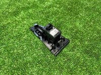 BMW / 1-Series / Кнопка стеклоподъемника