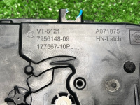 BMW / 1-Series / Замок двери