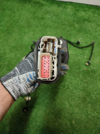 JEEP / Grand Cherokee SRT-8 / Проводка двери