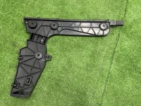 Audi / A6 / Направляющая бампера