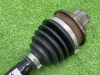 Audi / A4 / Приводной вал