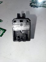 Audi / A5 / Кнопка регулировка громкости