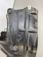 BMW / 3-Series / Подкрылок