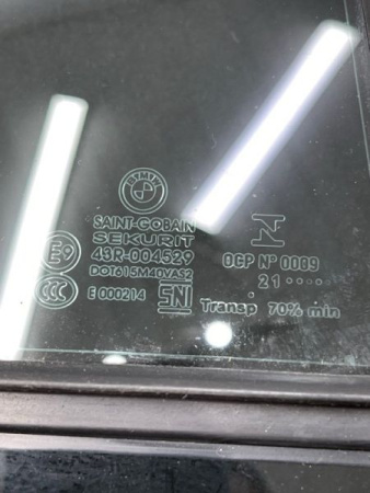 BMW / 3-Series / Форточка кузова