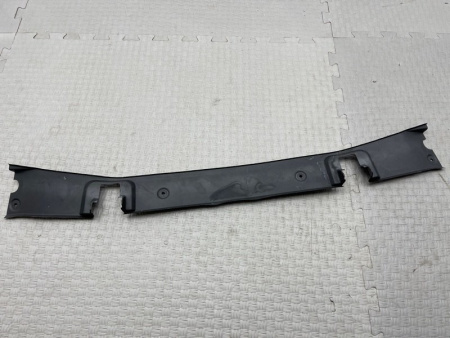 BMW / M6 / Водосток