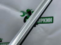 Audi / Q8 / Молдинг стекла