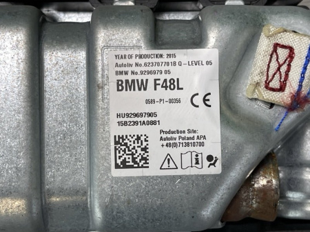 BMW / X1 / Подушка безопасности пассажира
