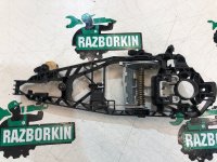 BMW / X1 / Кронштейн ручки двери