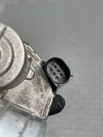 Volkswagen / Touareg / Дроссельная заслонка