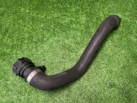 BMW / ALPINA B10 / Патрубок радиатора