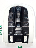 Porsche / Cayenne / Плафон подсветки салона