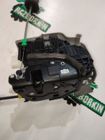 Audi / A5 / Замок двери