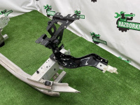 BMW / 7-Series / Передняя панель