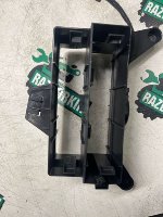 Volkswagen / Touareg / Кронштейн Volkswagen / Touareg / Кронштейн