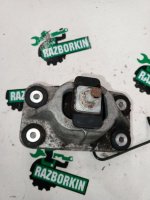 Land Rover / Range Rover Sport / Опора двигателя