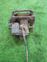 Audi / A5 / Суппорт тормозной