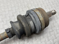 Mercedes-Benz / 190e / Приводной вал