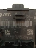 Audi / Q3 / Блок управления двери