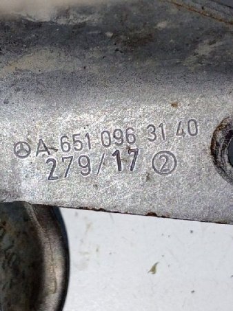 Mercedes-Benz / GLC 250d 4-matic / Кронштейн генератора