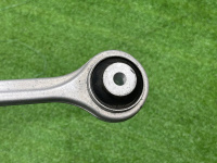 Audi / A4 / Рычаг подвески