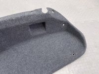 BMW / M6 / Обшивка крышки багажника
