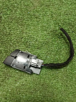 BMW / X1 / Кнопка аварийной сигнализации