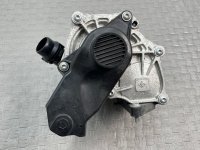 Audi / A4 / Помпа с термостатом
