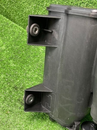 BMW / M6 / Абсорбер