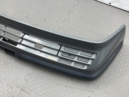 Mercedes-Benz / 300E / Бампер