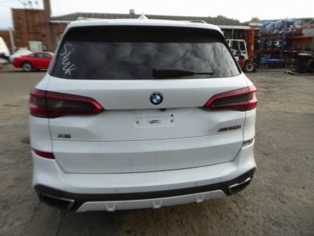 BMW / X5 / Кулак поворотный