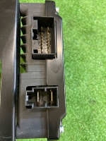 Chevrolet / Tahoe / Блок управления питанием