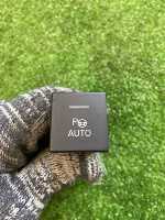 Volkswagen / Touareg / Клавиша движения в автоматизированном