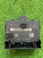 Audi / Q8 / Блок управления двери