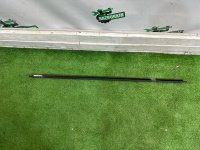 Volkswagen / Touareg / Молдинг стекла двери