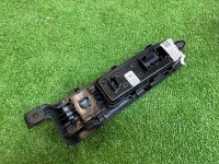 Chevrolet / Tahoe / Блок управления стеклоподъемниками