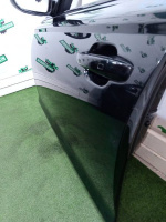 Audi / A6 / Дверь боковая